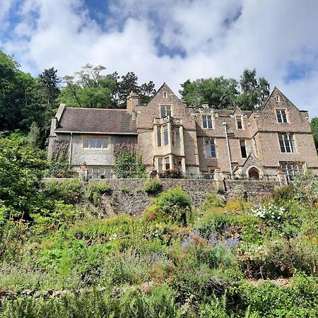 Haslington House Apartment Malvern Wells Bagian luar foto