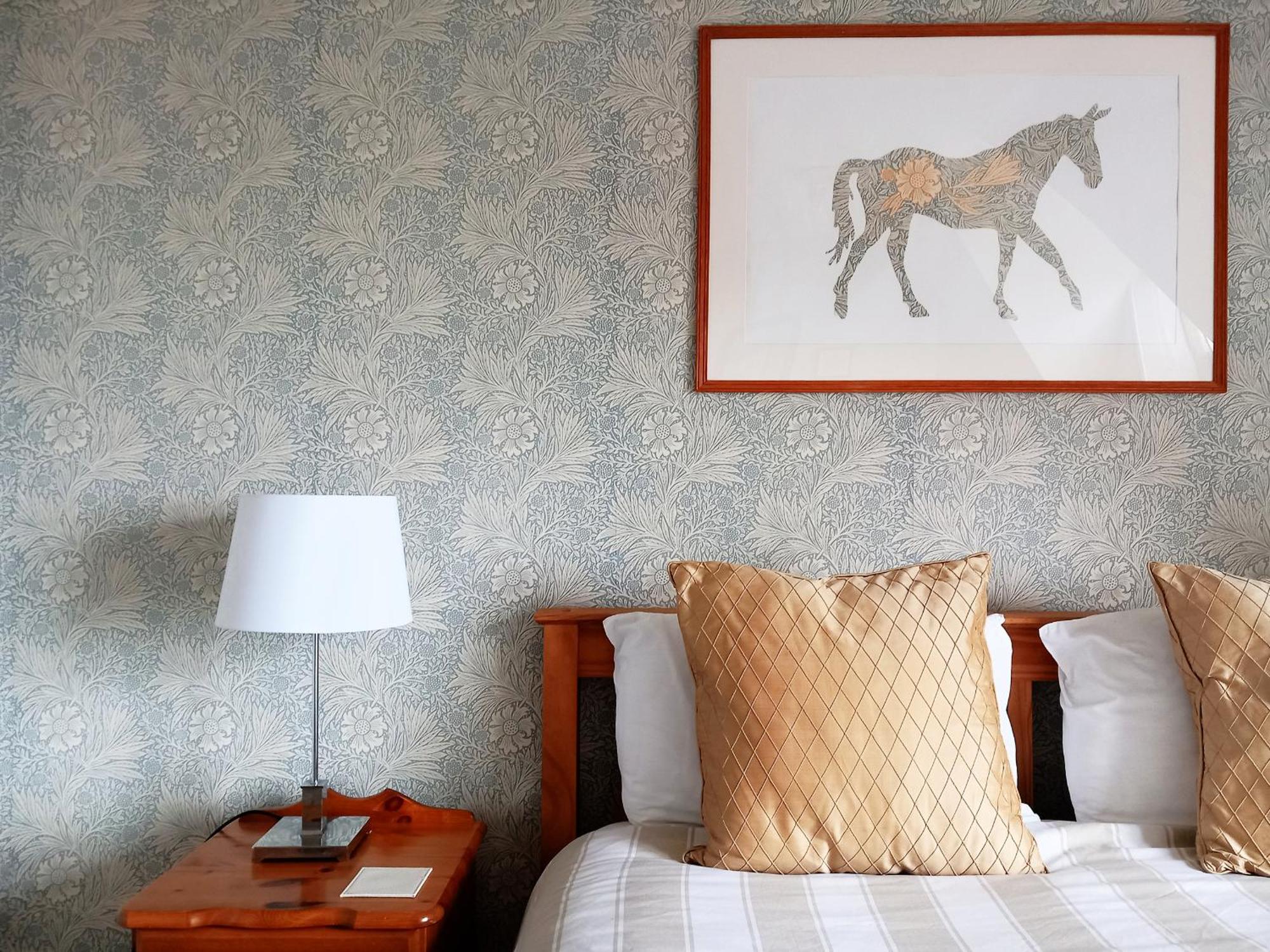 Haslington House Apartment Malvern Wells Bagian luar foto